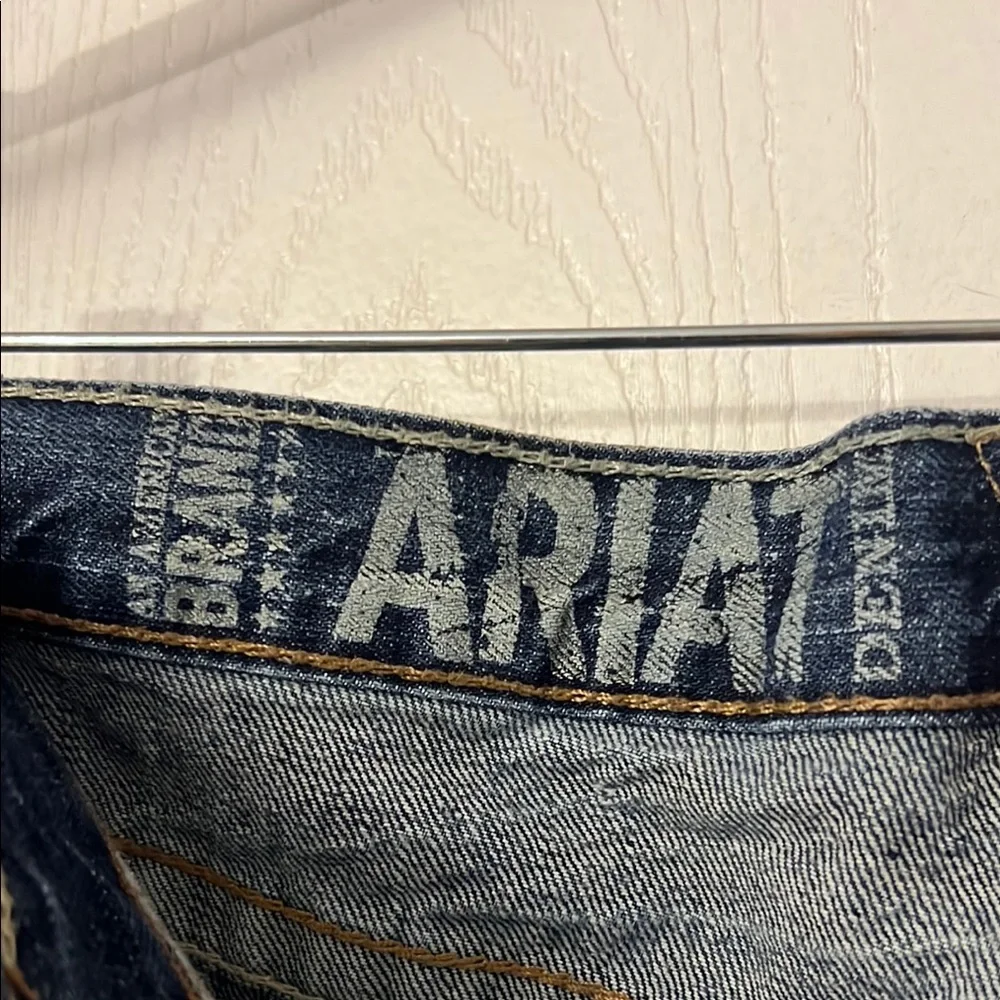 Ariat Blue Straight Jeans Classic Denim Style - Picture 4 of 9